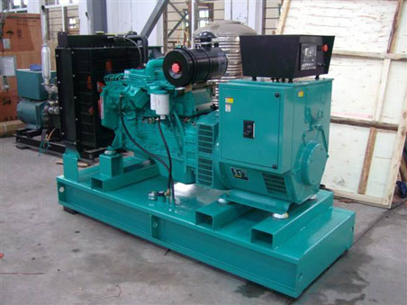宜章200kw康明斯柴油发电机组图片 宜章200kw康明斯柴油发电机组图片